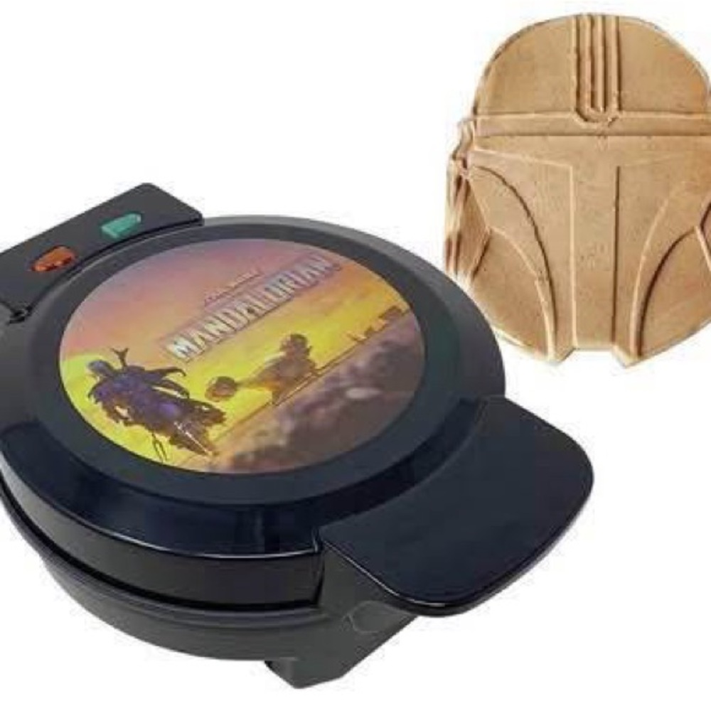 Star Wars Mandalorian Black Waffle Maker